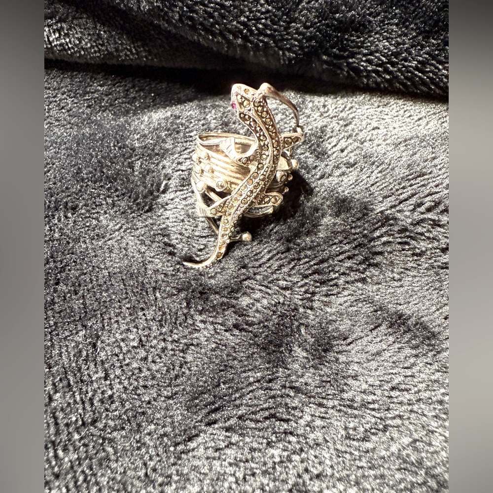 Vintage 925 Marcasite Lizard Ring